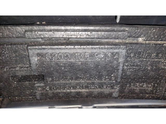 Бампер передний в сборе 7701474769, 8200140334 Renault Scenic 2 Бампер передний в сборе 7701474769, 8200140334 Renault Scenic 2